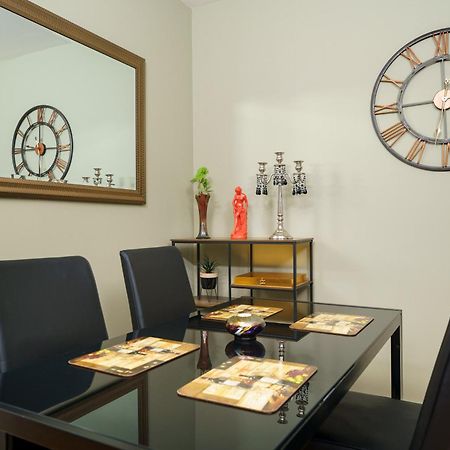 St George Thames Apartment Londres Exterior foto
