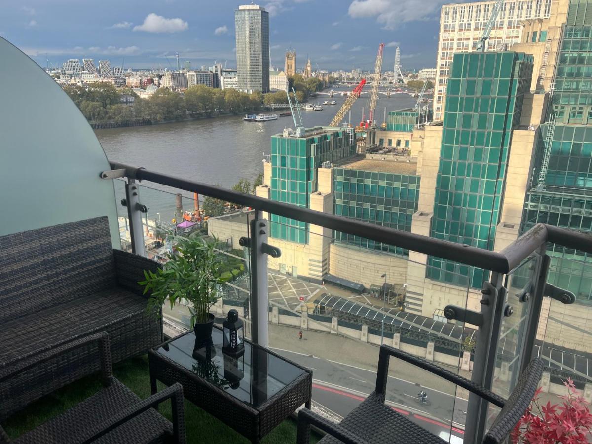 St George Thames Apartment Londres Exterior foto